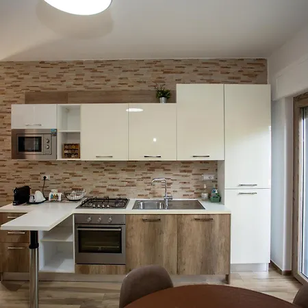 Dimora 85 Дом отдыха *