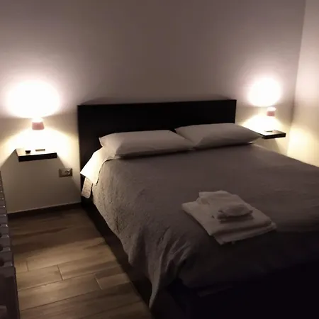 Holiday home Dimora 85 *